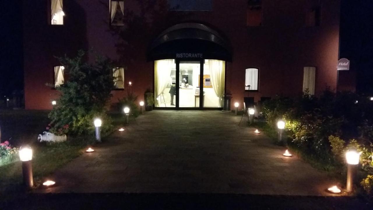Hotel La Vecchia Reggio Reggio Emilia Eksteriør billede