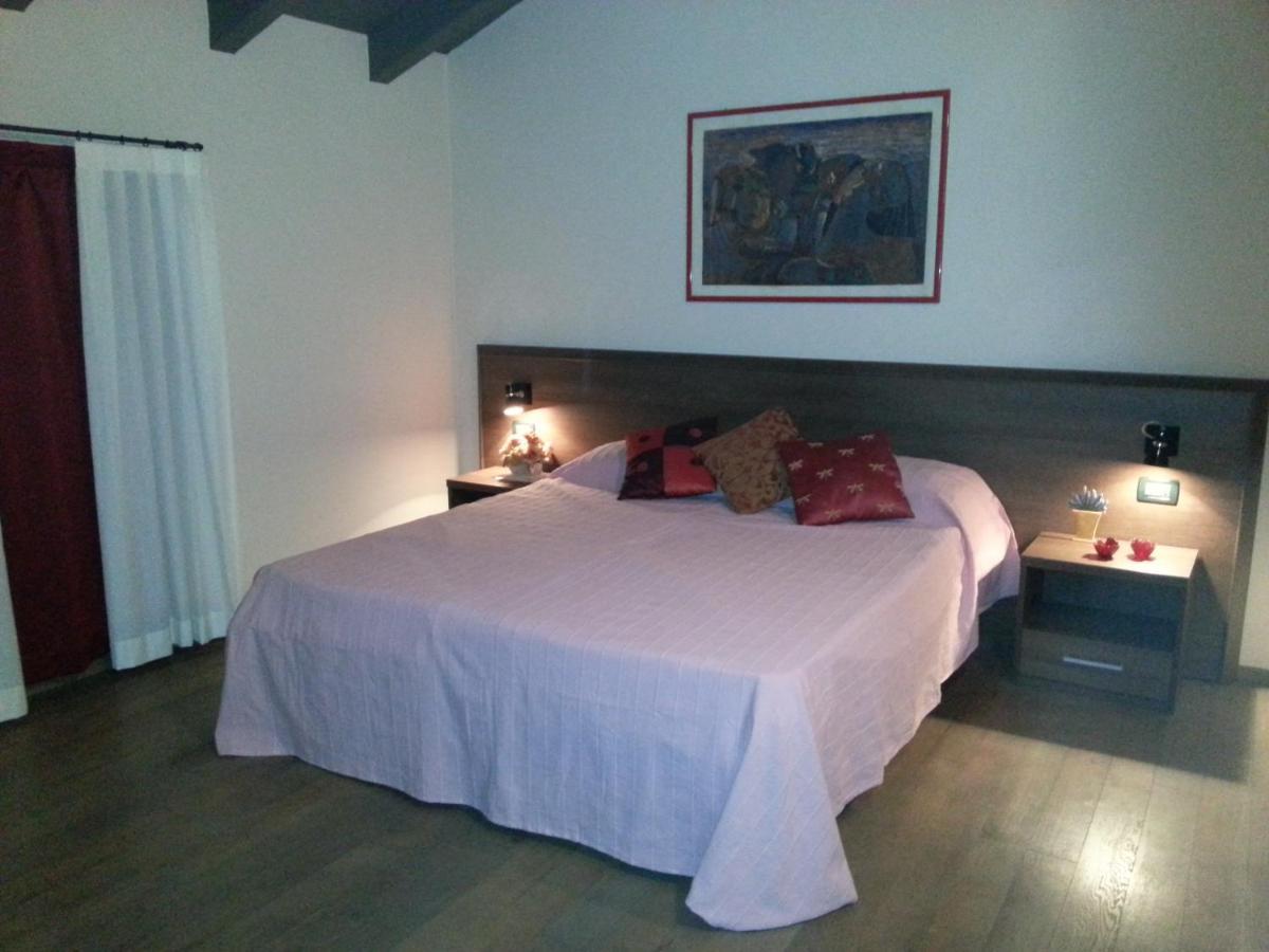 Hotel La Vecchia Reggio Reggio Emilia Eksteriør billede