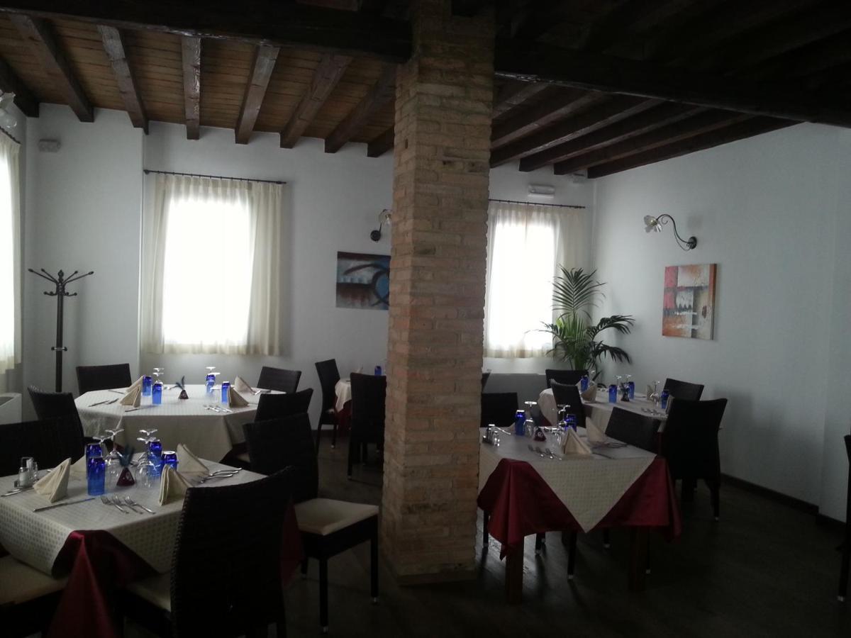 Hotel La Vecchia Reggio Reggio Emilia Eksteriør billede
